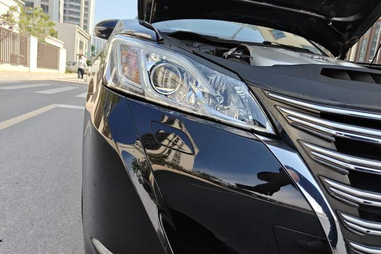Used Toyota Crown 2015 2.5L Smart Edition Right Front Headlight