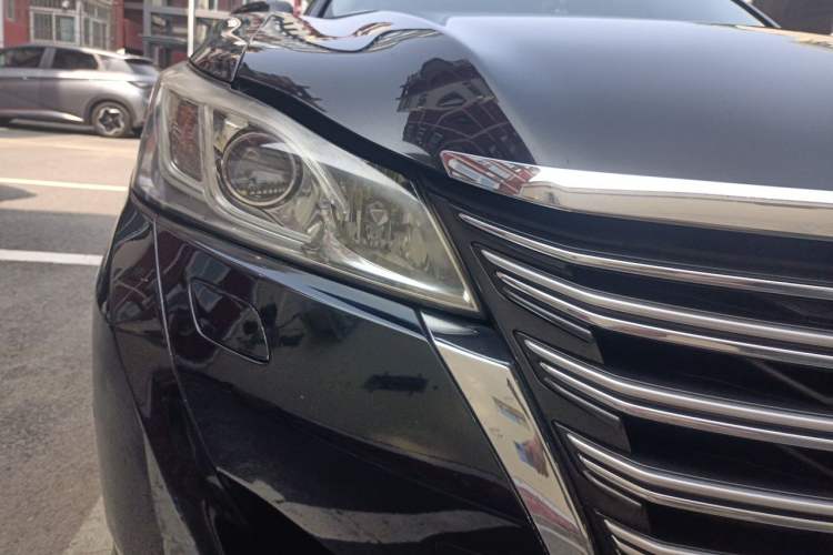 Used Toyota Crown 2015 2.0T Fashion Edition Right Front Headlight