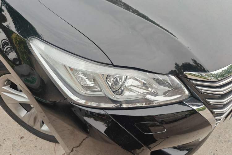 Used Toyota Crown 2015 2.5L Smart Edition Right Front Headlight
