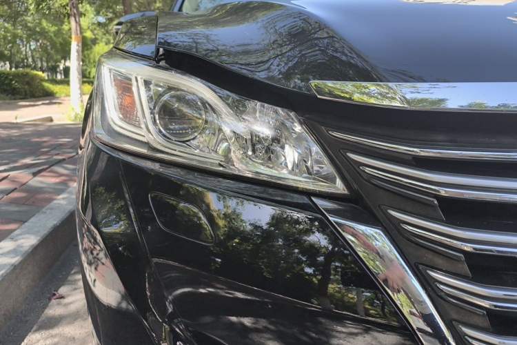 Used Toyota Crown 2015 2.0T Pioneer Edition Right Front Headlight