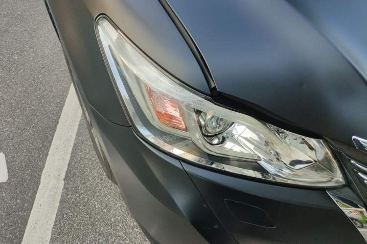 Used Toyota Crown 2015 2.0T Fashion Edition Right Front Headlight