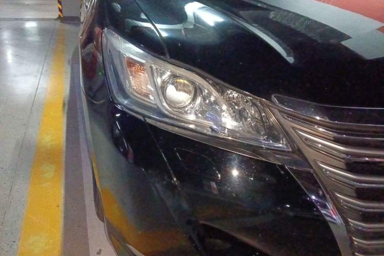Used Toyota Crown 2015 2.0T Fashion Edition Right Front Headlight