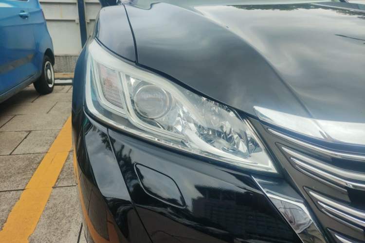 Used Toyota Crown 2015 2.0T Fashion Edition Right Front Headlight