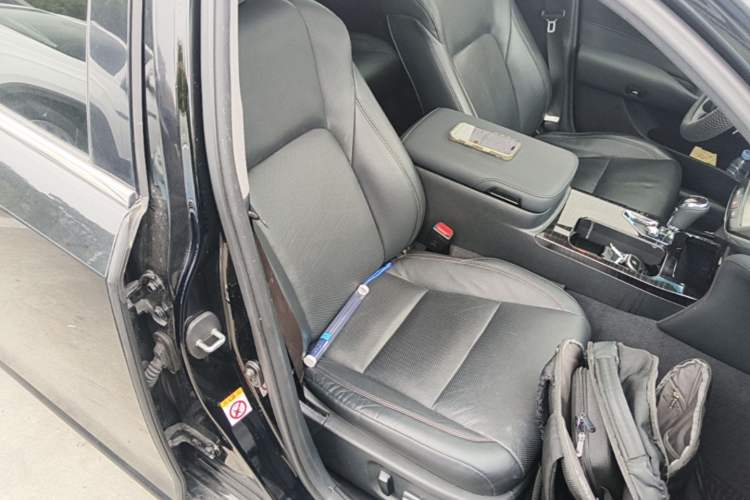 Used Toyota Crown 2015 2.0T Fashion Edition Right Front Seat