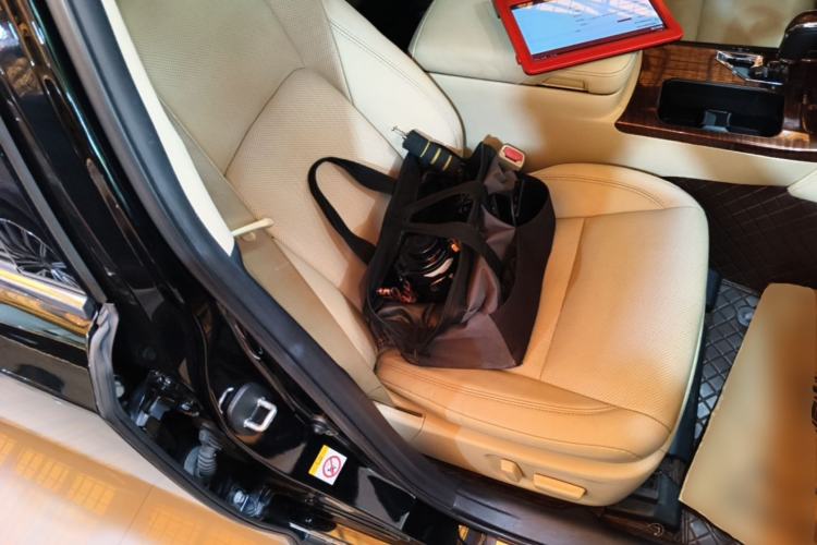 Used Toyota Crown 2015 2.0T Fashion Edition Right Front Seat