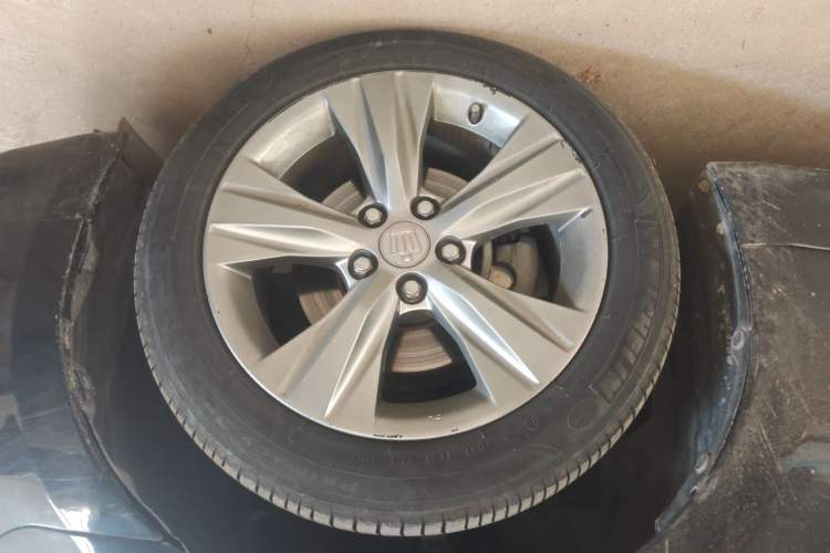 Used Toyota Crown 2015 2.5L Smart Edition Right Front Wheel Hub