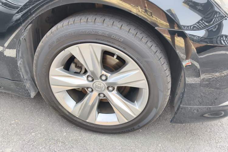 Used Toyota Crown 2015 2.5L Smart Edition Right Front Wheel Hub