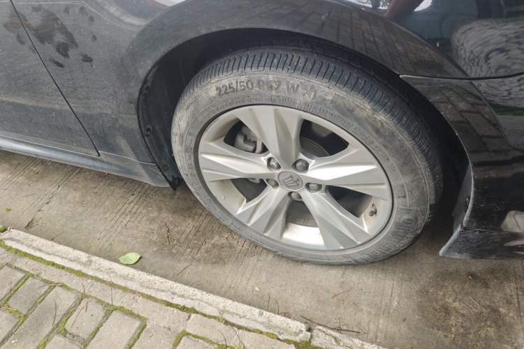 Used Toyota Crown 2015 2.5L Smart Edition Right Front Wheel Hub