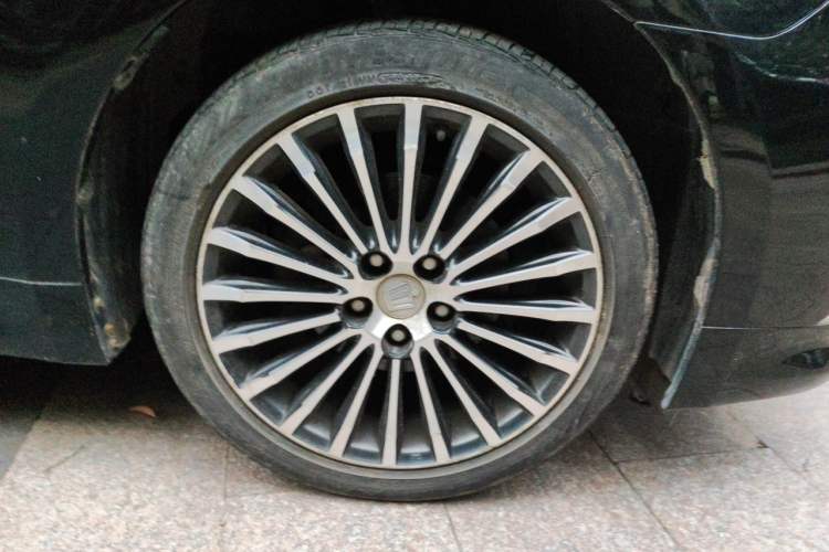 Used Toyota Crown 2015 2.0T Premium Edition Right Front Wheel Hub