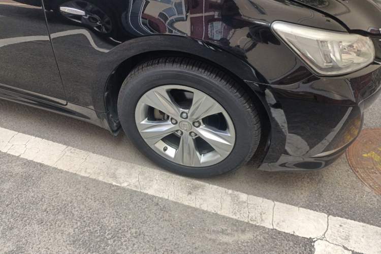 Used Toyota Crown 2015 2.0T Fashion Edition Right Front Wheel Hub
