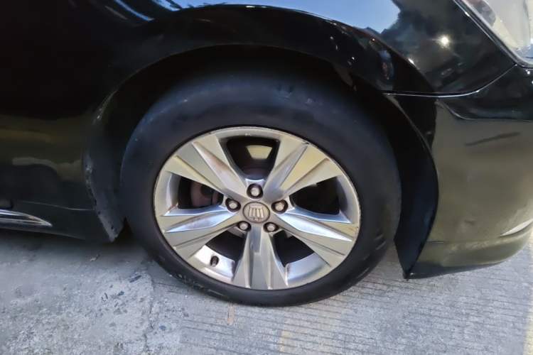 Used Toyota Crown 2015 2.5L Smart Edition Right Front Wheel Hub