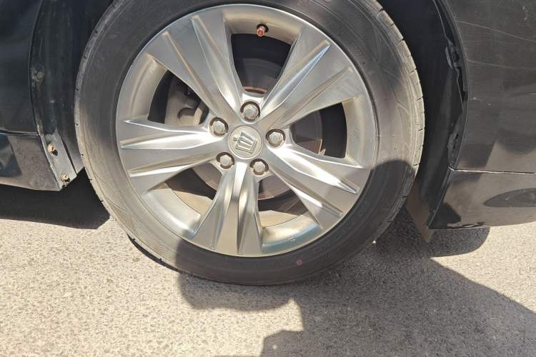 Used Toyota Crown 2015 2.5L Smart Edition Right Front Wheel Hub