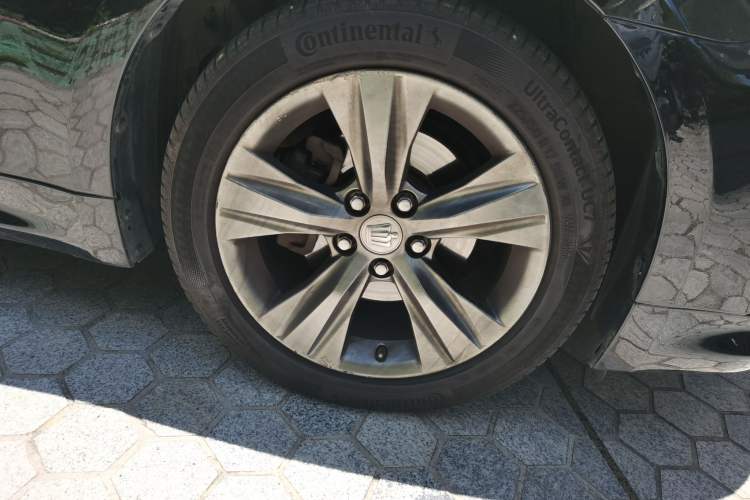 Used Toyota Crown 2015 2.5L Smart Edition Right Front Wheel Hub