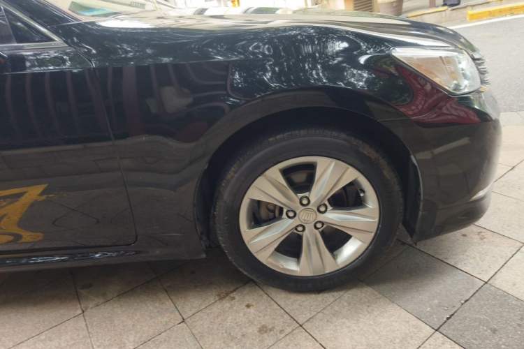 Used Toyota Crown 2015 2.5L Smart Edition Right Front Wheel Hub