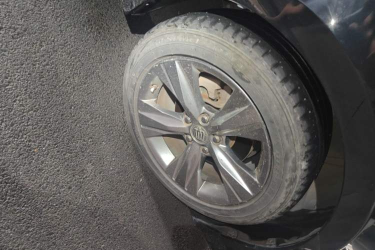 Used Toyota Crown 2015 2.0T Fashion Edition Right Front Wheel Hub