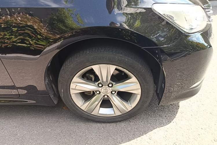 Used Toyota Crown 2015 2.5L Smart Edition Right Front Wheel Hub