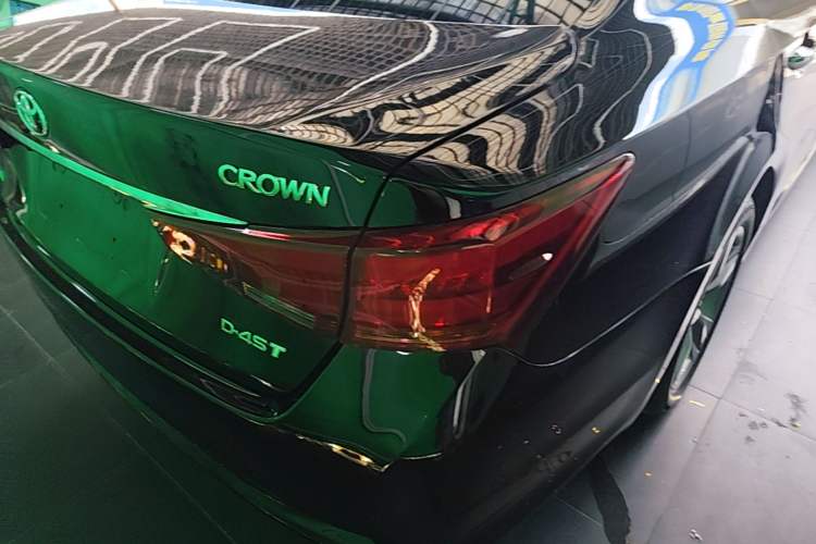 Used Toyota Crown 2015 2.0T Fashion Edition Right Rear Taillight