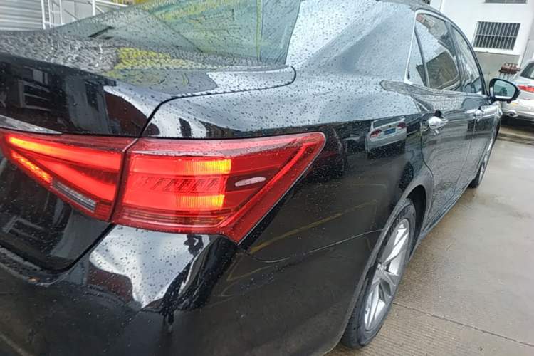 Used Toyota Crown 2015 2.0T Fashion Edition Right Rear Taillight