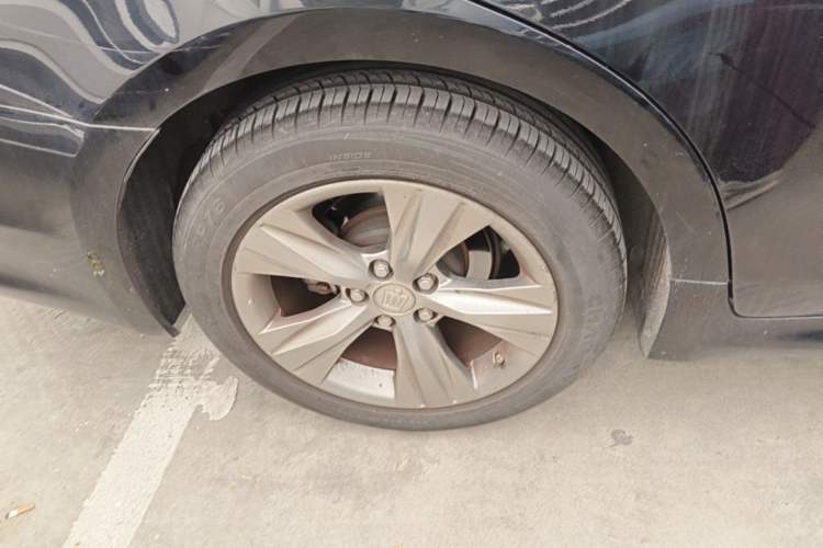 Used Toyota Crown 2015 2.0T Fashion Edition Right Rear Wheel Hub