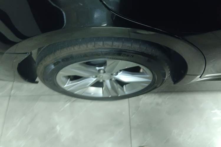 Used Toyota Crown 2015 2.0T Fashion Edition Right Rear Wheel Hub