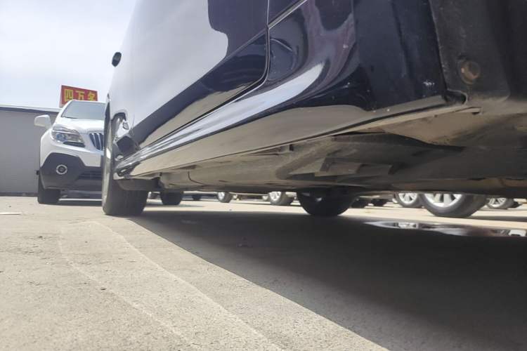 Used Toyota Crown 2015 2.5L Smart Edition Right Side Sill
