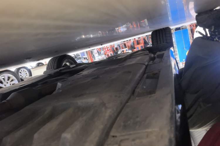 Used Toyota Crown 2015 2.0T Fashion Edition Right Side Sill