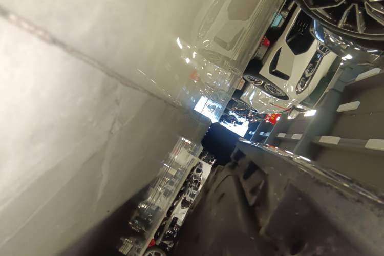 Used Toyota Crown 2015 2.0T Fashion Edition Right Side Sill