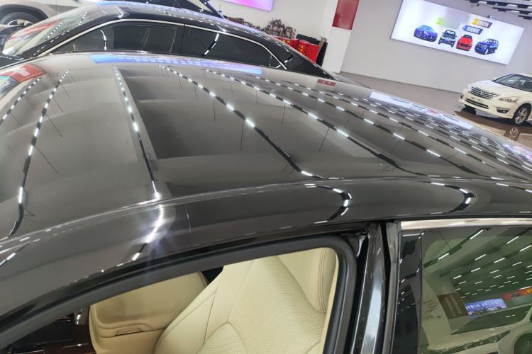 Used Toyota Crown 2015 2.0T Pioneer Edition Roof