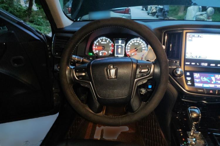 Used Toyota Crown 2015 2.0T Premium Edition Steering Wheel