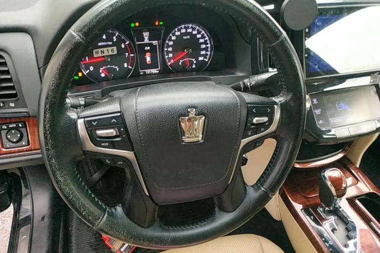 Used Toyota Crown 2015 2.0T Fashion Edition Steering Wheel
