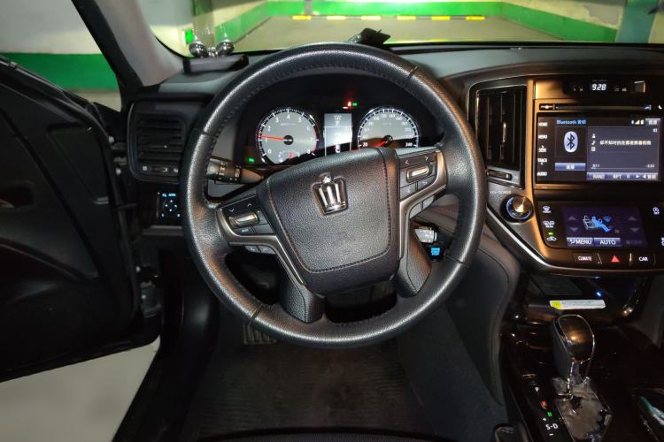 Used Toyota Crown 2015 2.0T Fashion Edition Steering Wheel