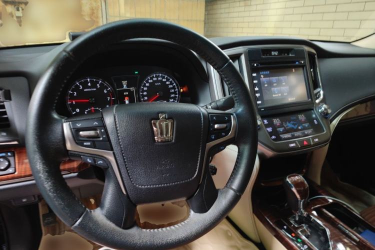 Used Toyota Crown 2015 2.5L Fashion Limited Edition Steering Wheel