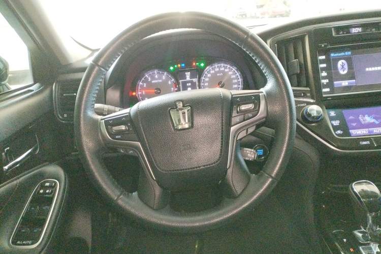 Used Toyota Crown 2015 2.5L Smart Edition Steering Wheel