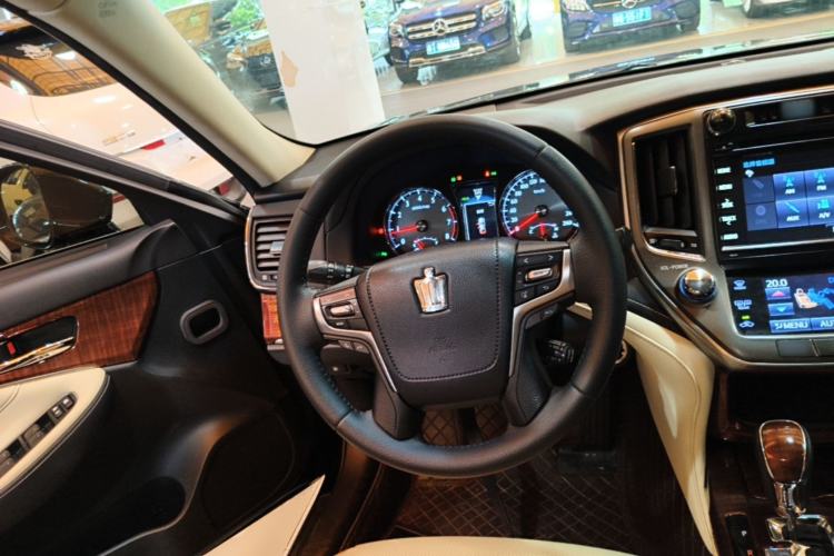 Used Toyota Crown 2015 2.0T Fashion Edition Steering Wheel