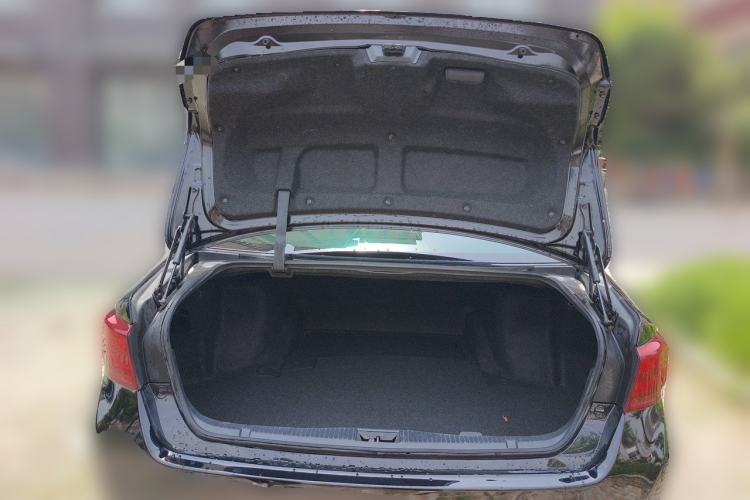 Used Toyota Crown 2015 2.0T Fashion Edition Trunk