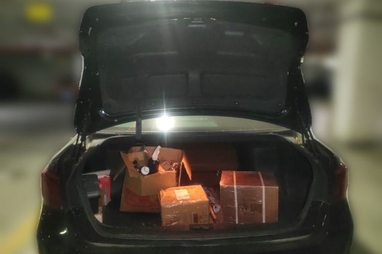 Used Toyota Crown 2015 2.5L Smart Edition Trunk