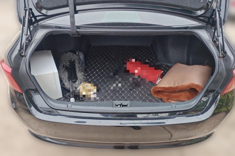 Used Toyota Crown 2015 2.5L Smart Edition Trunk