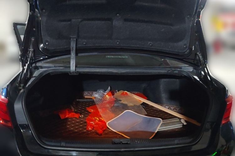 Used Toyota Crown 2015 2.0T Fashion Edition Trunk