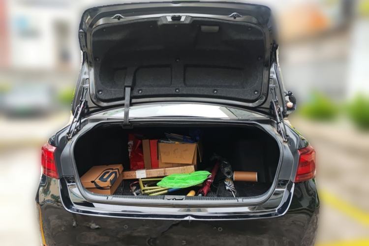 Used Toyota Crown 2015 2.0T Fashion Edition Trunk