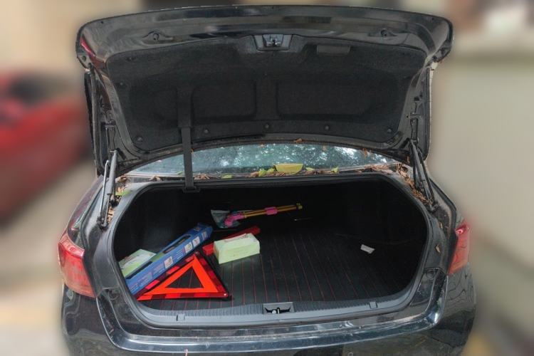Used Toyota Crown 2015 2.5L Fashion Limited Edition Trunk