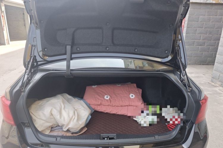 Used Toyota Crown 2015 2.5L Fashion Limited Edition Trunk