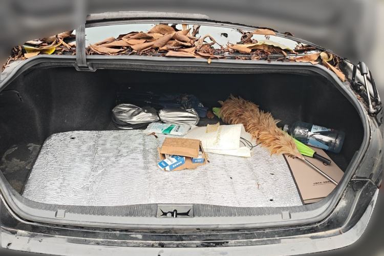 Used Toyota Crown 2015 2.0T Fashion Edition Trunk