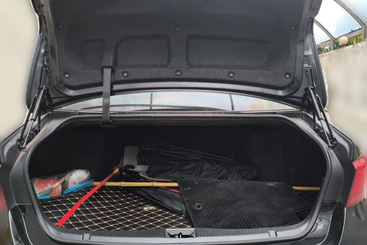 Used Toyota Crown 2015 2.0T Fashion Edition Trunk