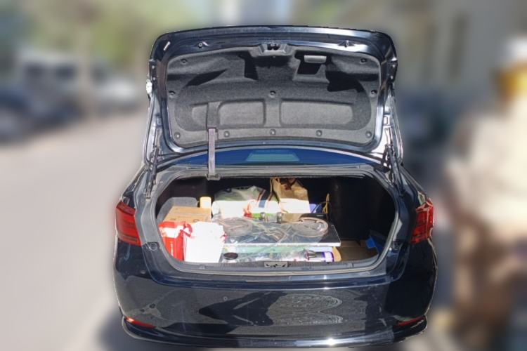 Used Toyota Crown 2015 2.0T Fashion Edition Trunk