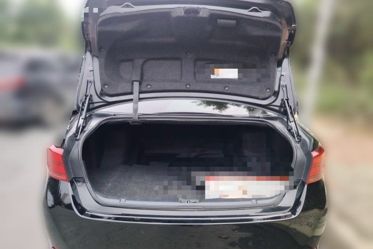Used Toyota Crown 2015 2.5L Elite Edition Trunk