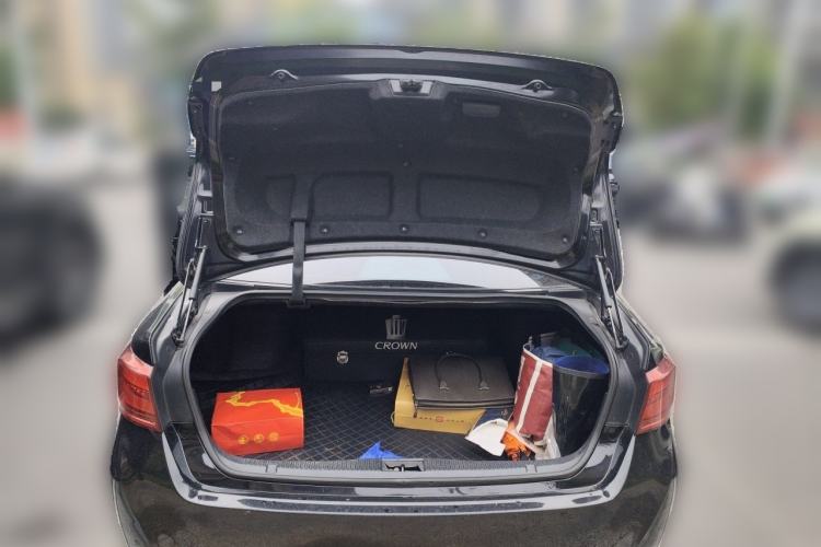 Used Toyota Crown 2015 2.0T Fashion Edition Trunk