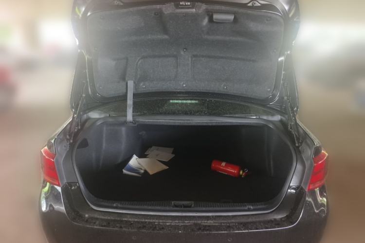 Used Toyota Crown 2015 2.0T Fashion Edition Trunk