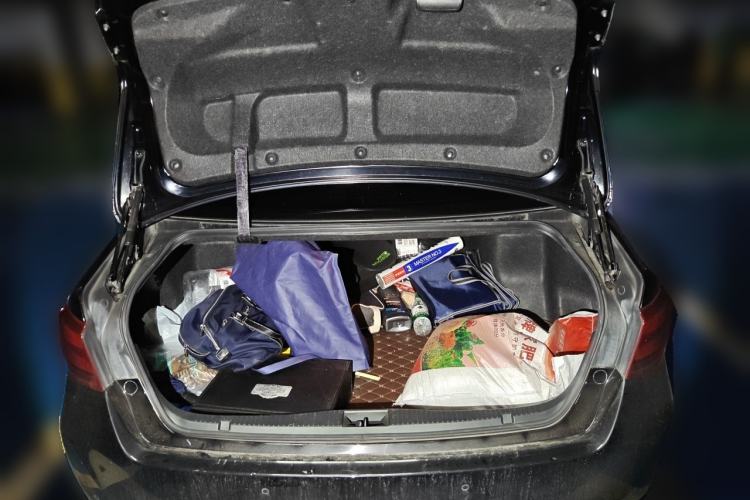 Used Toyota Crown 2015 2.0T Fashion Edition Trunk