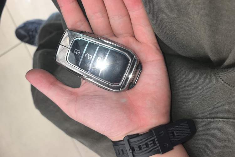 Used Toyota Crown 2015 2.0T Fashion Edition Vehicle Key