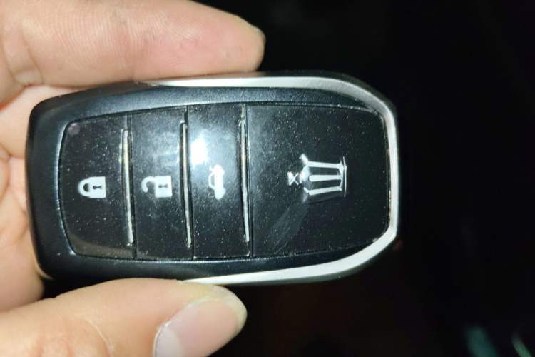 Used Toyota Crown 2015 2.0T Fashion Edition Vehicle Key